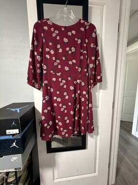 Banana Republic Maroon Floral A-Line Long Sleeve Dress Size 4